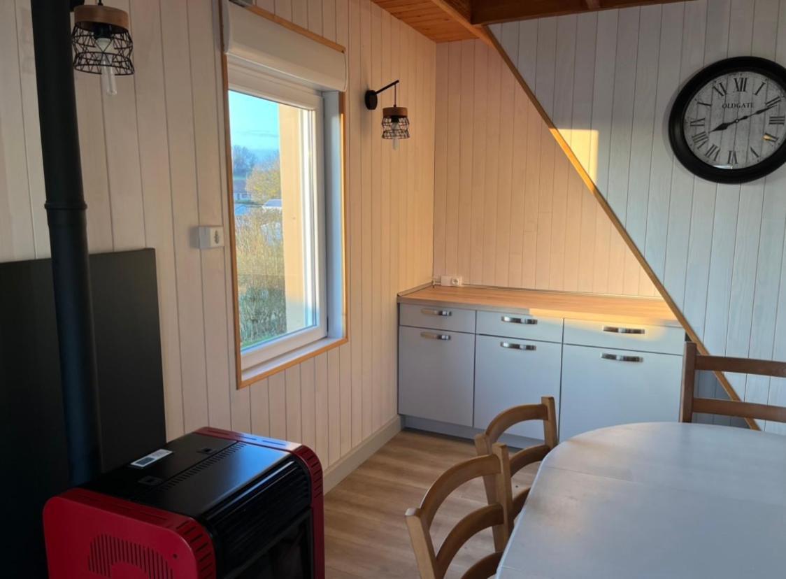 Auberge Des Etangs Roussent Bagian luar foto